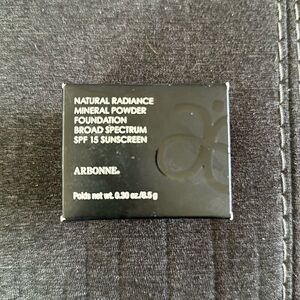 Arbonne Natural Radiance Mineral Powder Foundation Broad Spectrum SPF 15